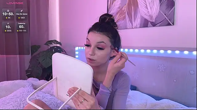 Snapshot of Veronica_leal chatting on 05/20/26, 10:21 Veronica leal online show from 05/20/26, 10:21