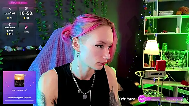  HelenCarter online show from 10/10/25, 08:08