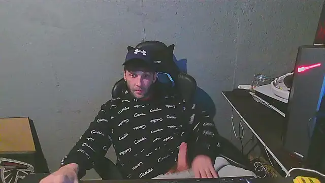 Superoz77 online show from 12/28/24, 05:12