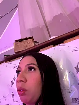 Lina10 online show from 11/20/25, 08:41