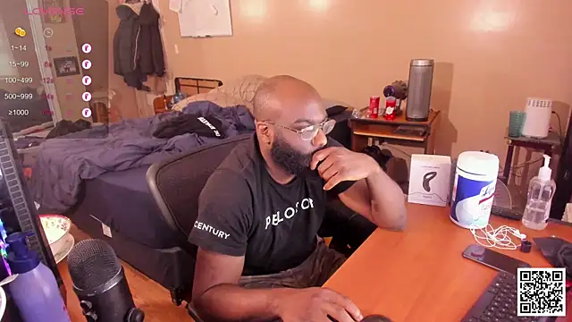 MrChuckDailyXXX online show from 12/11/24, 06:09