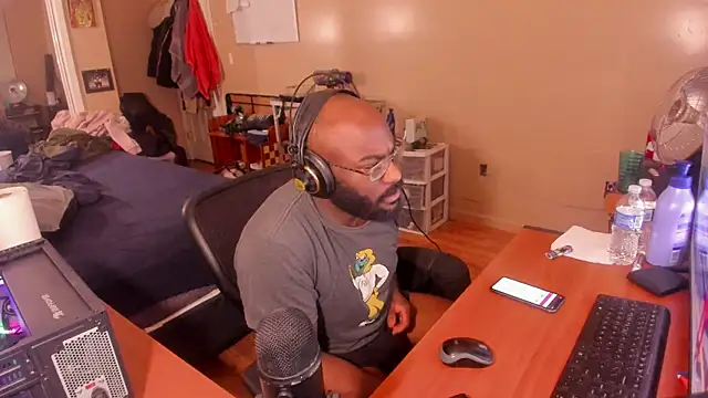 MrChuckDailyXXX online show from 01/11/25, 10:29