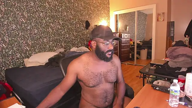 Snapshot of MrChuckDailyXXX chatting on 07/12/26, 11:51 MrChuckDailyXXX online show from 07/12/26, 11:51