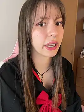 Snapshot of _nobara__ chatting on 02/11/25, 02:02  nobara   online show from 02/11/25, 02:02