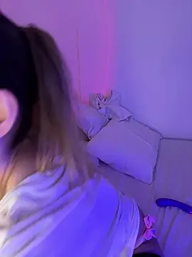  nobara   online show from 12/14/25, 04:40