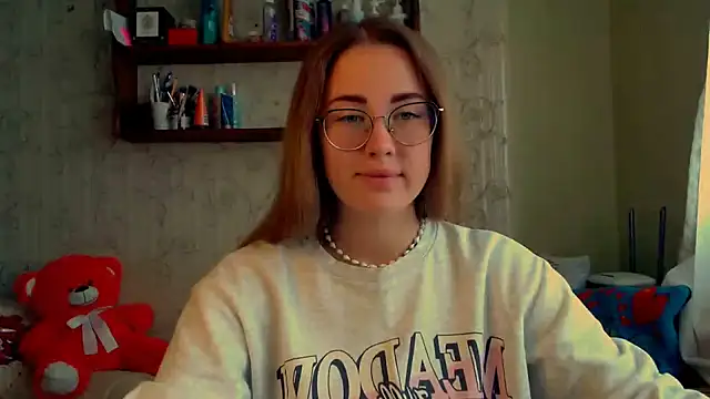 luxie milady online show from 10/02/25, 10:00