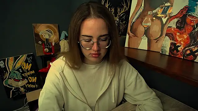 luxie milady online show from 12/05/25, 01:31