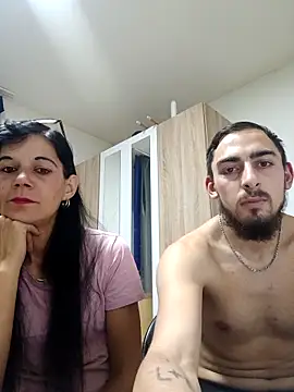 Snapshot of redx77777 chatting on 12/20/25, 10:50 redx77777 online show from 12/20/25, 10:50