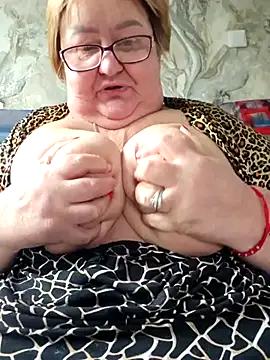 Awn290668 online show from 04/17/26, 05:32