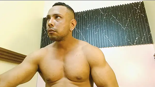 Snapshot of Thiago_Summers chatting on 11/10/25, 02:38 Thiago Summers online show from 11/10/25, 02:38