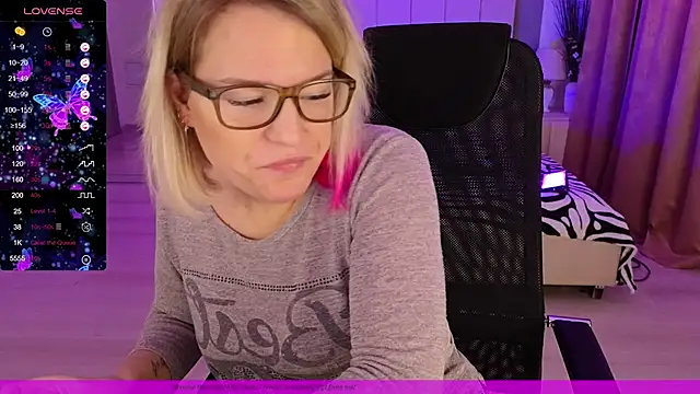 EVAshinyGIRL online show from 01/07/25, 07:42