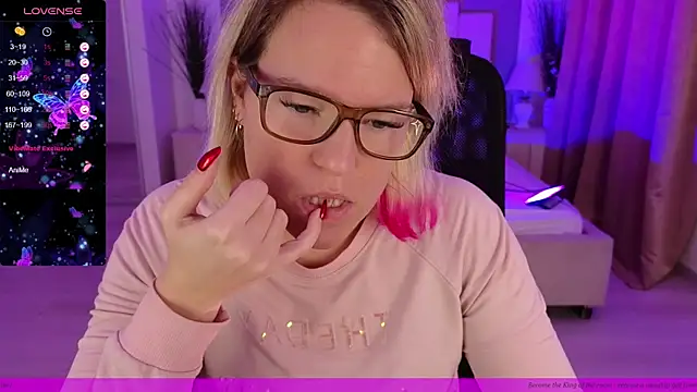 EVAshinyGIRL online show from 01/12/25, 07:53