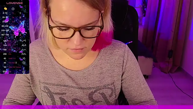 EVAshinyGIRL online show from 01/30/25, 07:39