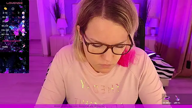 EVAshinyGIRL online show from 02/08/25, 07:59