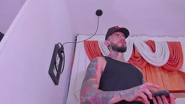 dilan scootk  online show from 02/22/26, 11:20