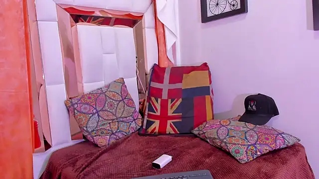 Snapshot of dilan_scootk_ chatting on 05/03/26, 11:38 dilan scootk online show from 05/03/26, 11:38