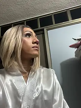 VictoriaRoss1 online show from 02/01/25, 11:37