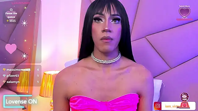 VictoriaRoss1 online show from 02/19/25, 12:25