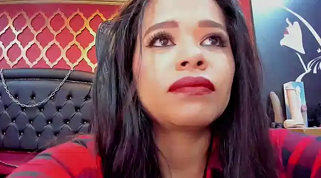 Snapshot of Mistressviictoria chatting on 03/19/25, 02:24 Mistressviictoria online show from 03/19/25, 02:24