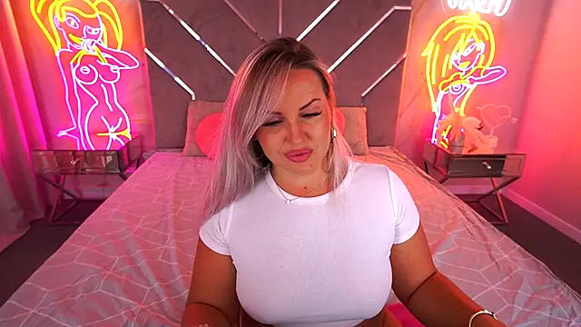 KiraCandyS online show from 09/08/25, 08:52