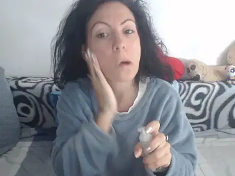 Emmatoo online show from 04/22/26, 09:55