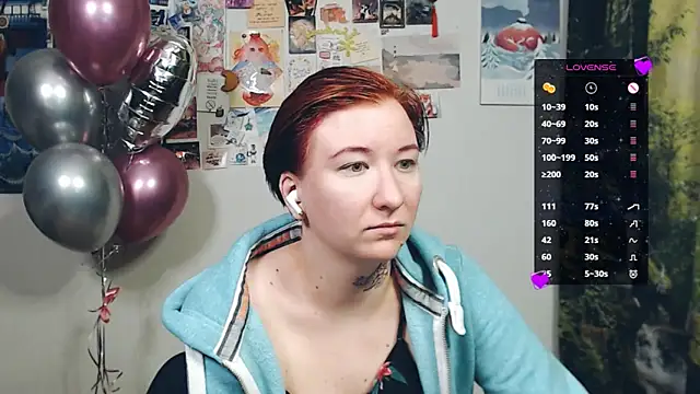 Snapshot of licentia__poetica chatting on 02/16/26, 03:30 licentia poetica online show from 02/16/26, 03:30