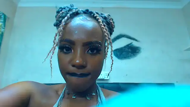 SAVAGExBOO online show from 12/20/24, 01:47