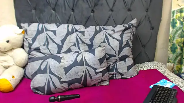 SAVAGExBOO online show from 01/25/25, 03:09