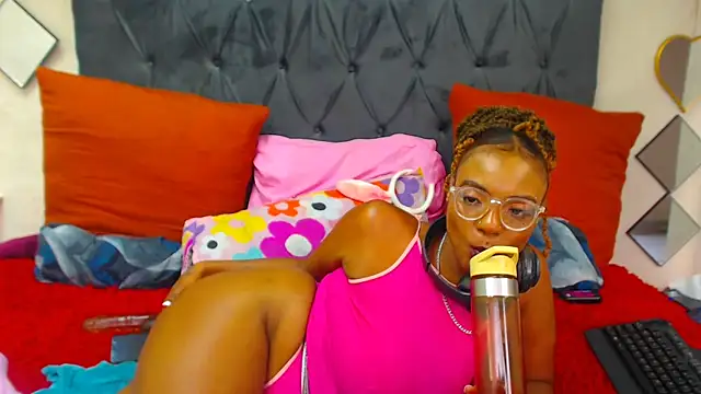 SAVAGExBOO online show from 03/19/25, 03:19