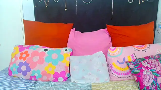 SAVAGExBOO online show from 10/06/25, 09:12