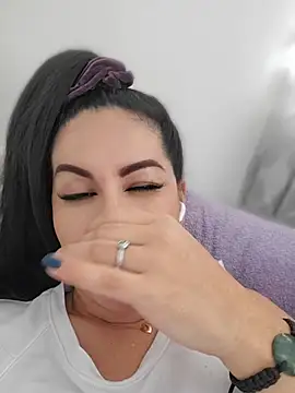 Pamela Rosal online show from 04/19/26, 05:34