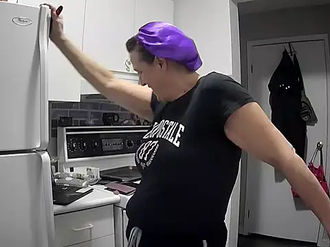 Edgeofinsanity online show from 02/13/25, 07:31