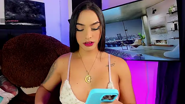 Maryonthemoon online show from 11/13/25, 05:39