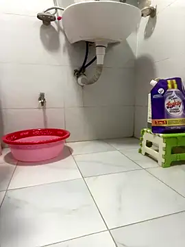 -SingleMom- online show from 09/18/25, 04:25