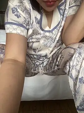 -SingleMom- online show from 11/09/25, 12:53