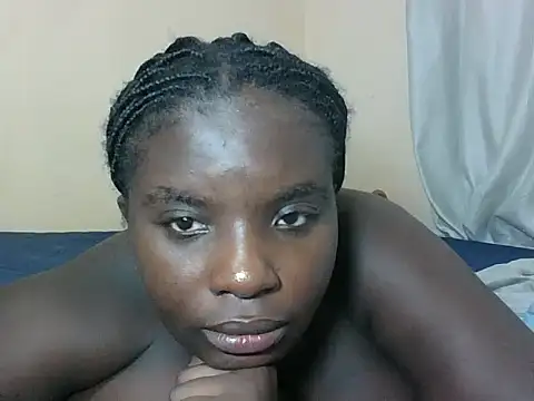 Snapshot of hotebbbyy chatting on 12/01/25, 12:32 hotebbbyy online show from 12/01/25, 12:32