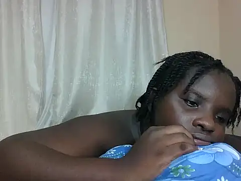 Snapshot of hotebbbyy chatting on 12/15/25, 02:16 hotebbbyy online show from 12/15/25, 02:16