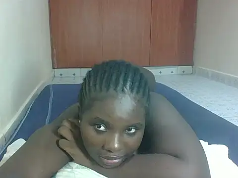 hotebbbyy online show from 04/22/26, 12:18