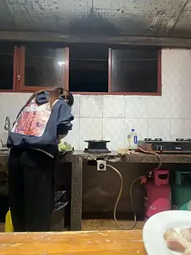 Snapshot of Hellen_111 chatting on 12/03/24, 11:33 Hellen 111 online show from 12/03/24, 11:33