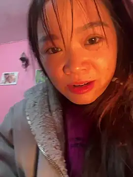 Snapshot of Hellen_111 chatting on 01/10/25, 09:02 Hellen 111 online show from 01/10/25, 09:02