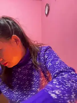 Snapshot of Hellen_111 chatting on 01/15/25, 02:46 Hellen 111 online show from 01/15/25, 02:46