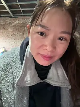 Snapshot of Hellen_111 chatting on 02/26/25, 06:58 Hellen 111 online show from 02/26/25, 06:58