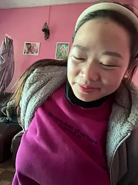 Snapshot of Hellen_111 chatting on 03/03/25, 07:10 Hellen 111 online show from 03/03/25, 07:10