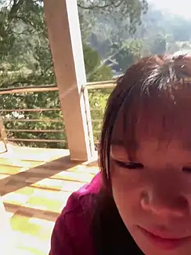 Snapshot of Hellen_111 chatting on 03/04/25, 02:06 Hellen 111 online show from 03/04/25, 02:06