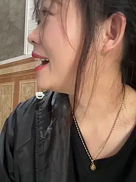 Snapshot of Hellen_111 chatting on 10/14/25, 03:40 Hellen 111 online show from 10/14/25, 03:40