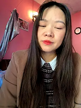 Snapshot of Hellen_111 chatting on 11/23/25, 08:14 Hellen 111 online show from 11/23/25, 08:14