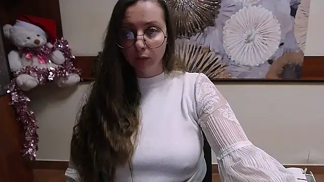  Annabelle Lee online show from 12/19/24, 10:45