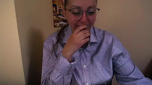  Annabelle Lee online show from 10/14/25, 01:01