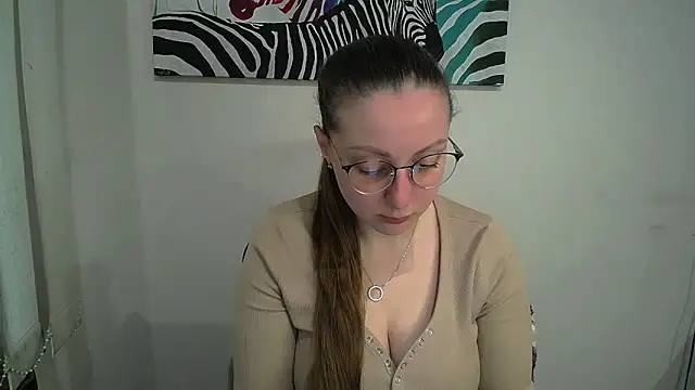  Annabelle Lee online show from 04/28/26, 06:18