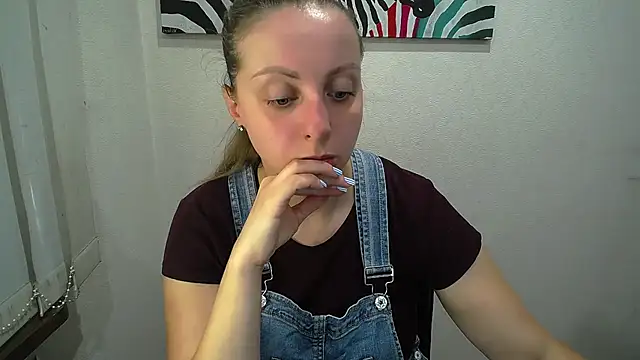 Snapshot of _Annabelle_Lee chatting on 07/29/26, 06:00 Annabelle Lee online show from 07/29/26, 06:00